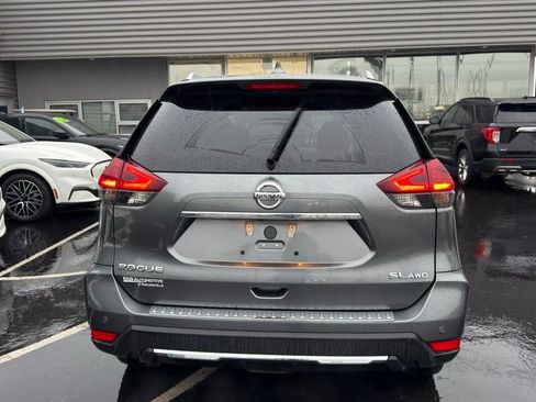 Used 2019 Nissan Rogue SL w/ Premium Package image 4