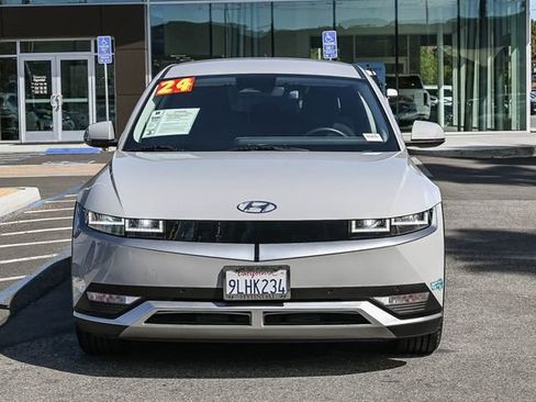 Certified 2024 Hyundai Ioniq 5 SEL image 2