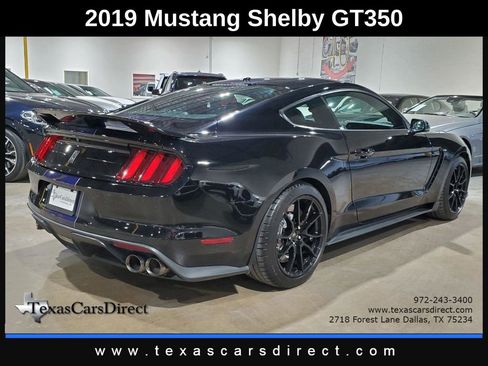Used 2019 Ford Mustang Shelby GT350 w/ Technology Package image 10