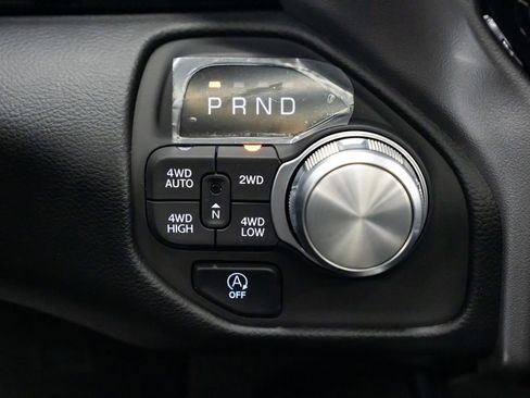 New 2026 RAM 1500 Laramie AWD/4WD image 15