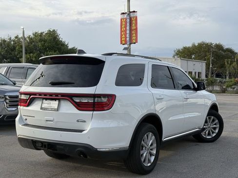 Used 2022 Dodge Durango SXT w/ Trailer Tow Group IV image 3