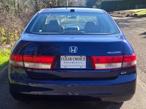 Used 2004 Honda Accord EX image 4