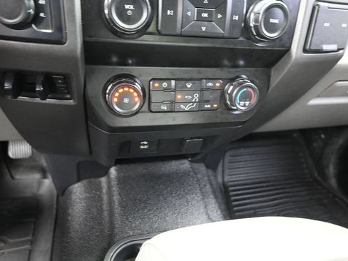 Used 2019 Ford F250 XL w/ Power Equipment Group AWD/4WD image 21