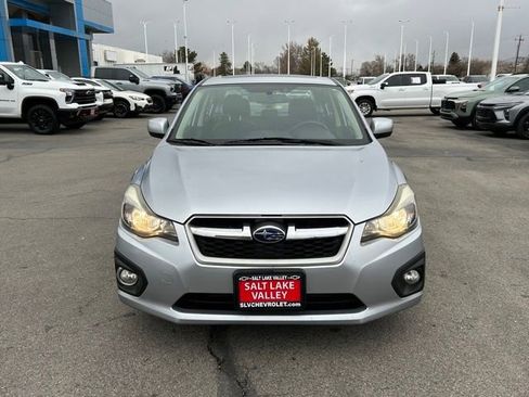 Used 2012 Subaru Impreza 2.0i Limited image 3