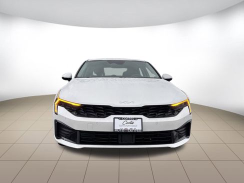 Used 2025 Kia K5 LXS FWD image 2