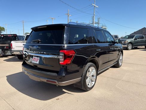 Used 2023 Ford Expedition King Ranch AWD/4WD image 3
