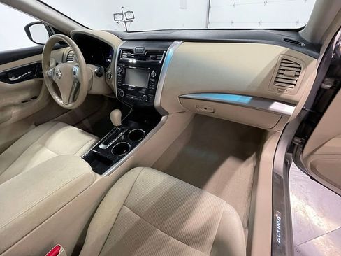 Used 2013 Nissan Altima 2.5 SV w/ 2.5SV Convenience Pkg FWD image 29