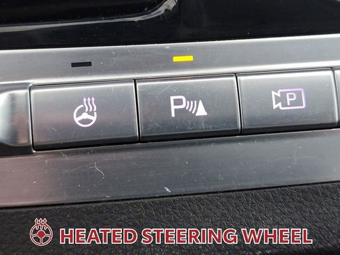 Used 2024 Kia Carnival SX Prestige image 30