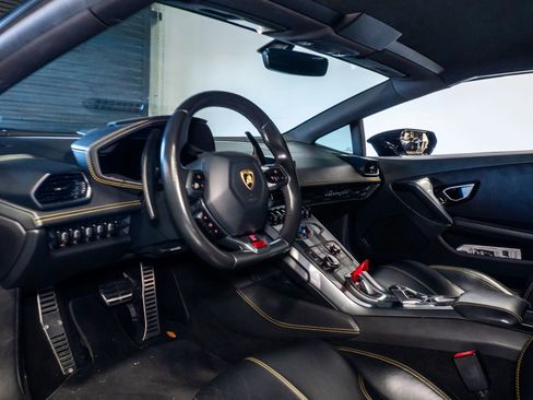 Used 2018 Lamborghini Huracan LP 580-2 image 16
