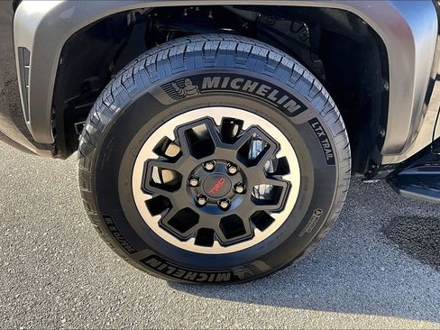 Used 2025 Toyota 4Runner TRD Off-Road Premium w/ Tow Technology Package image 12