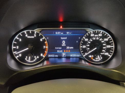 Used 2025 Nissan Altima 2.5 SR FWD image 23