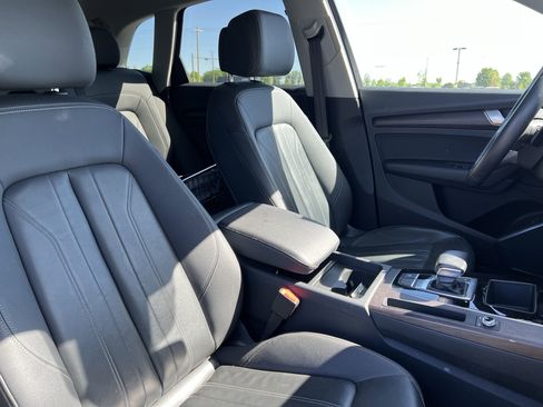 Used 2023 Audi Q5 2.0T Premium w/ Convenience Package image 35