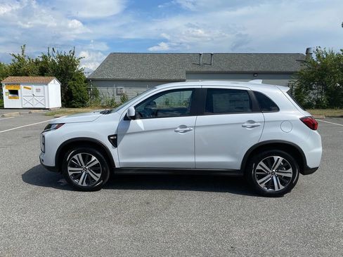 New 2025 Mitsubishi Outlander Sport ES image 9