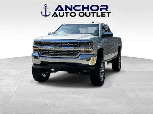 Used 2018 Chevrolet Silverado 1500 LT image 4