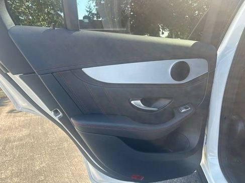 Certified 2022 Mercedes-Benz GLC 43 AMG 4MATIC image 21