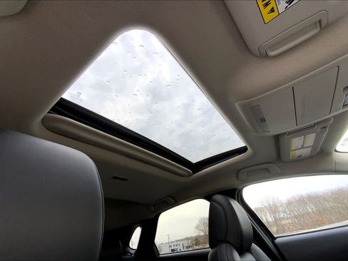 Used 2023 MAZDA CX-30 AWD 2.5 S w/ Premium Package image 14