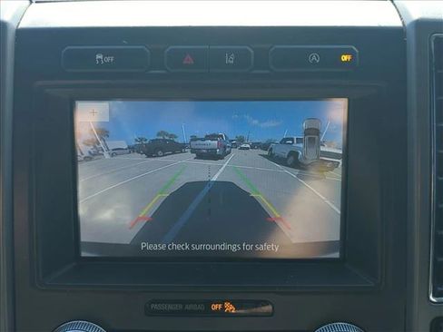 Used 2020 Ford Expedition XLT w/ Equipment Group 201A image 11