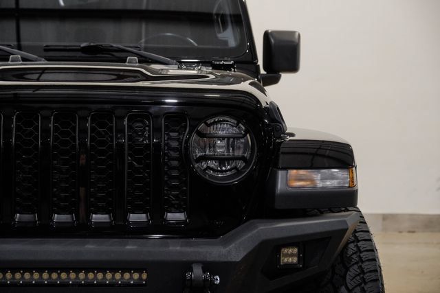 Used 2021 Jeep Gladiator Overland w/ Popular Equipment Package AWD/4WD image 3