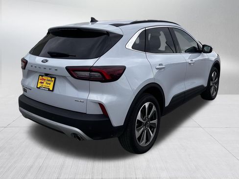 Certified 2025 Ford Escape Platinum AWD/4WD image 7