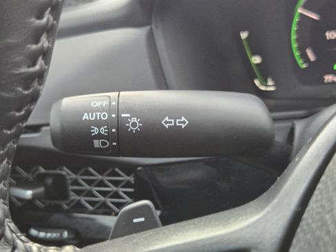 Used 2023 Honda Accord Sport image 17