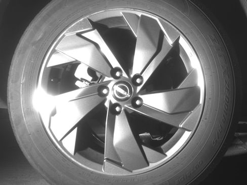 Used 2025 Nissan Rogue SV image 15