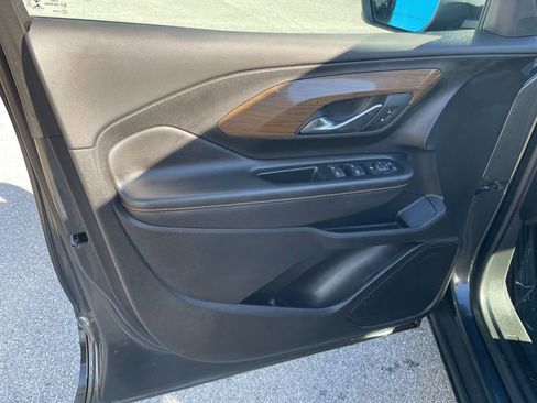 Used 2019 GMC Terrain SLE image 5