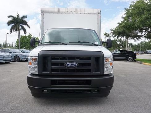 Certified 2024 Ford E-350 and Econoline 350 Super Duty w/ Power Windows & Locks Group RWD image 20