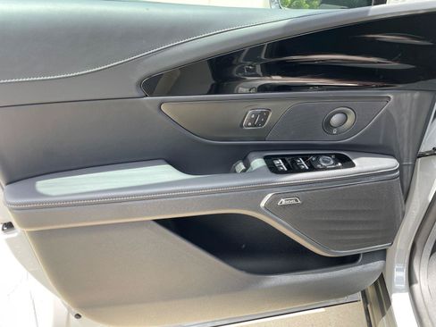 New 2026 Lincoln Nautilus Reserve w/ Jet Appearance Package AWD/4WD image 19
