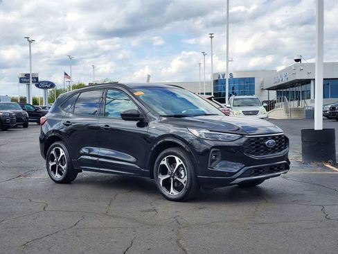 Used 2024 Ford Escape ST-Line Elite w/ Premium Technology Package AWD/4WD image 2