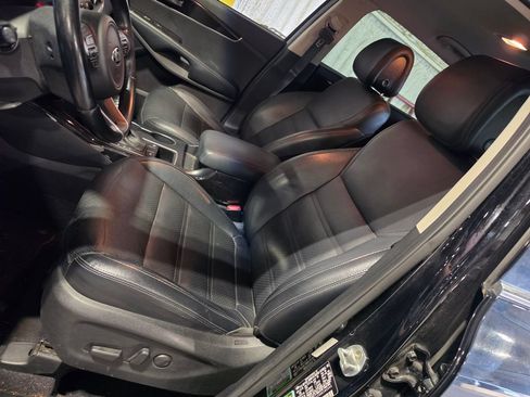 Used 2016 Kia Sorento EX FWD image 6