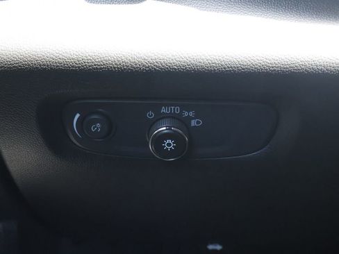 Used 2023 Chevrolet Traverse LT w/ LPO, Floor Liner Package AWD/4WD image 37