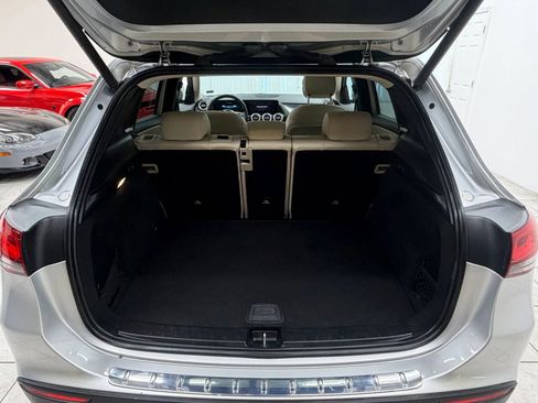 Used 2021 Mercedes-Benz GLA 250 w/ Premium Package image 16