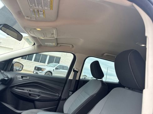 Used 2018 Ford Escape S FWD image 9