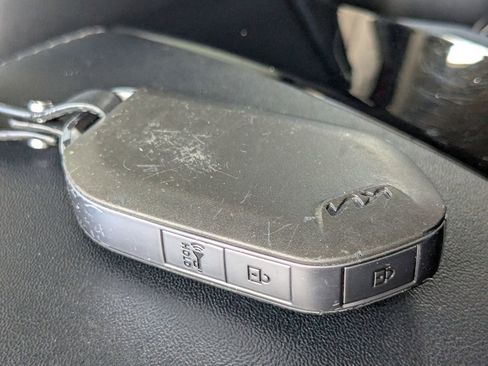 Used 2023 Kia Telluride S image 38