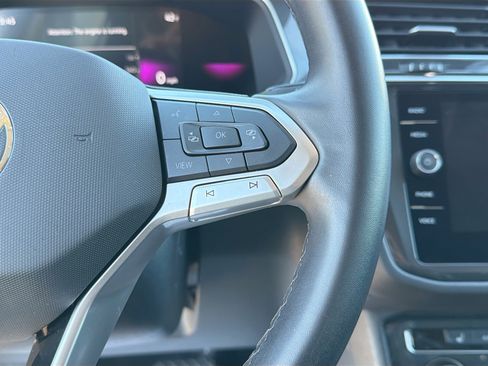 Used 2024 Volkswagen Tiguan Wolfsburg Edition image 38