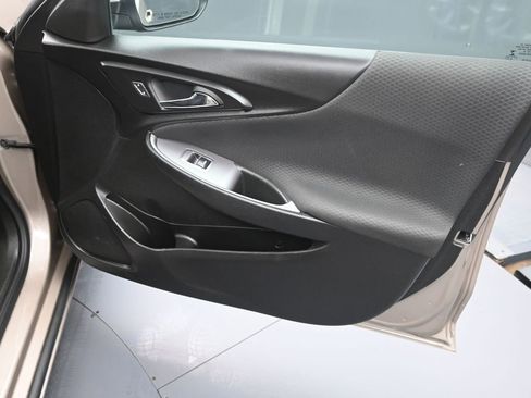 Used 2024 Chevrolet Malibu LT image 35