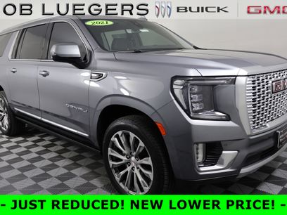 Used 2021 GMC Yukon XL Denali w/ Denali Premium Package