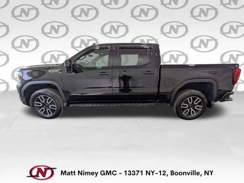 Used 2021 GMC Sierra 1500 AT4 w/ AT4 Premium Package AWD/4WD image 2