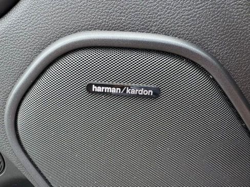 Used 2021 Dodge Durango R/T w/ Blacktop Package RWD image 19