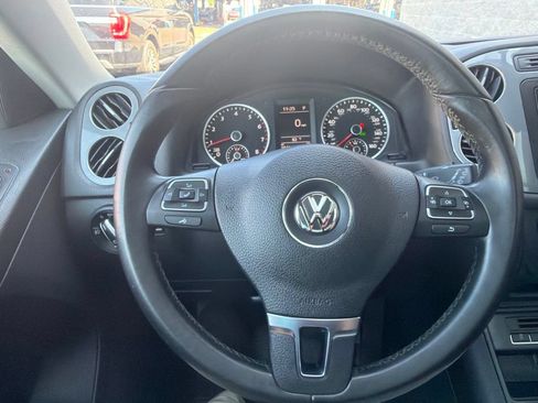 Used 2016 Volkswagen Tiguan SE FWD image 20