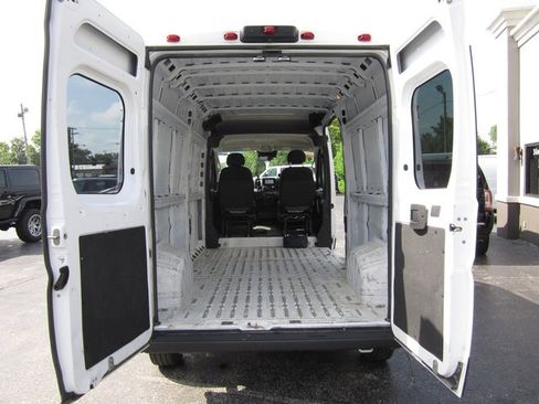 Used 2023 RAM ProMaster 2500 FWD image 17