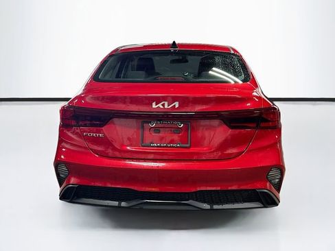 Used 2023 Kia Forte LXS w/ LXS Technology Package image 6