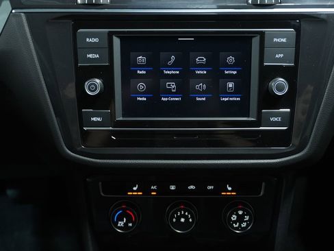 Certified 2023 Volkswagen Tiguan S FWD image 18