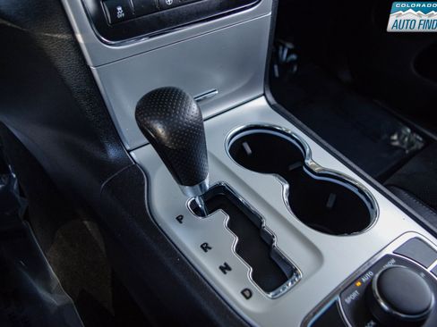 Used 2012 Jeep Grand Cherokee SRT8 w/ Luxury Group II image 19