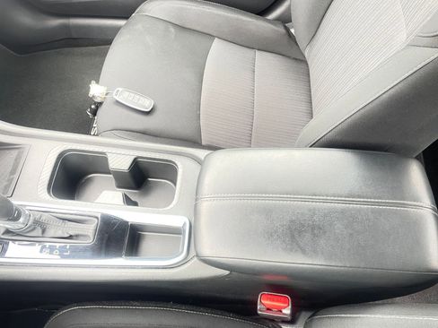 Used 2025 Nissan Sentra SV FWD image 36