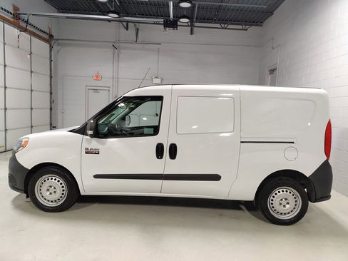 Used 2021 RAM ProMaster City Tradesman image 16