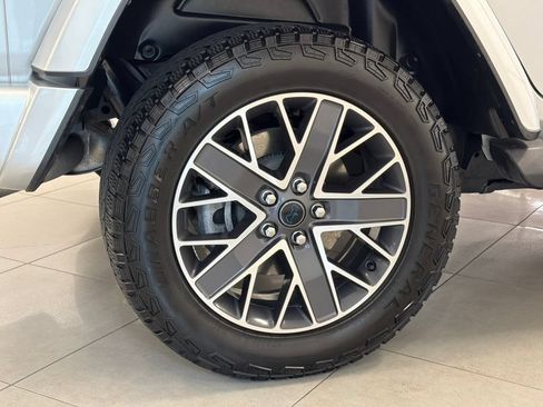 Used 2024 Jeep Wrangler High Altitude AWD/4WD image 8