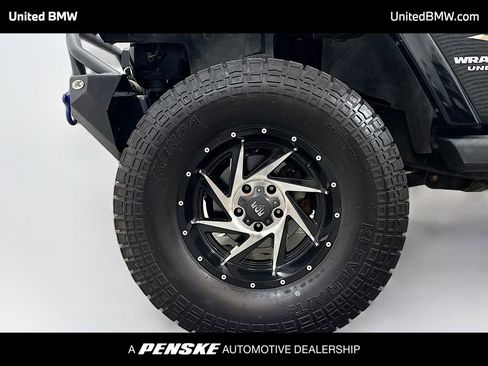 Used 2012 Jeep Wrangler Unlimited Sahara w/ Connectivity Group image 2