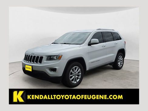 Used 2014 Jeep Grand Cherokee Laredo w/ 18" Wheel & 8.4" Radio Group AWD/4WD image 1