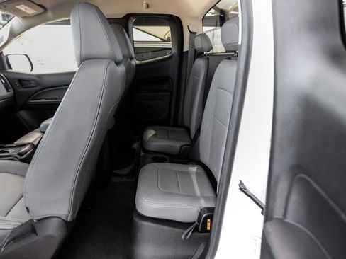 Used 2021 Chevrolet Colorado W/T w/ WT Convenience Package image 34